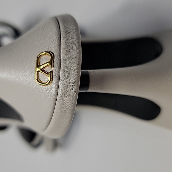 VALENTINO GARAVANI FOLIAGE SLIDE SANDAL GOLD/WHITE SZ 37 1/2EU 7.5US AUTHENTIC - Picture 11 of 16